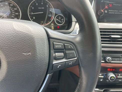 Used 2015 BMW 528i xDrive Sedan AWD/4WD image 17