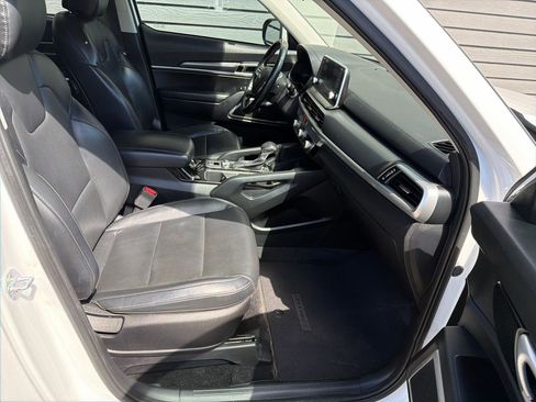 Used 2020 Kia Telluride LX FWD image 25