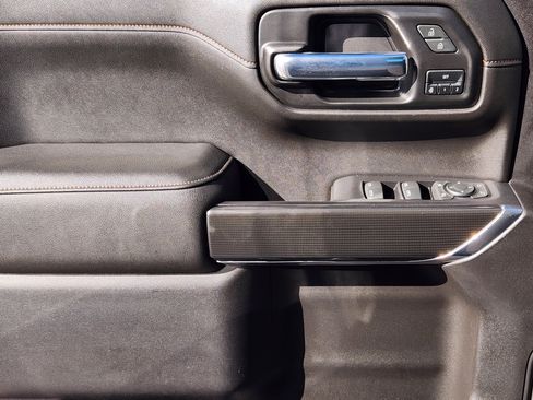 Certified 2021 GMC Sierra 1500 AT4 w/ AT4 Value Package image 24