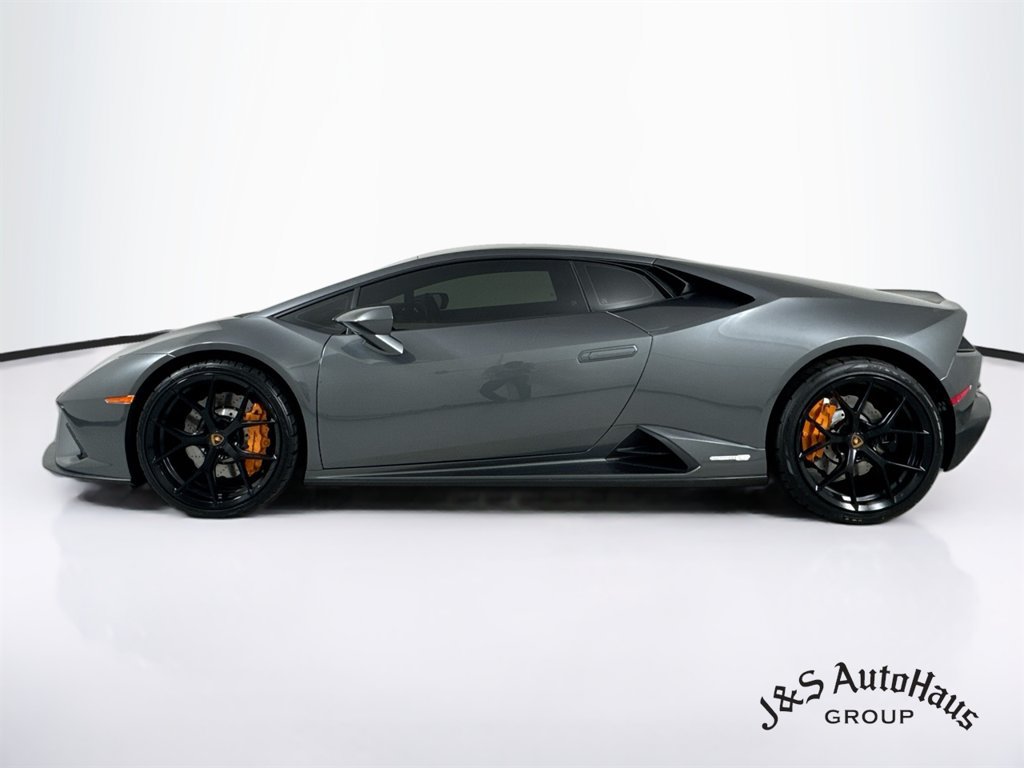Used 2020 Lamborghini Huracan EVO RWD image 4