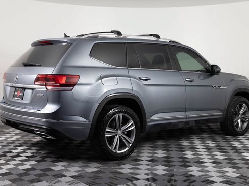 Used 2019 Volkswagen Atlas SEL R-Line AWD/4WD image 8