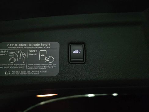 Used 2019 INFINITI QX50 Luxe w/ Navigation Package image 38