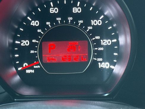 Used 2018 Kia Soul image 12