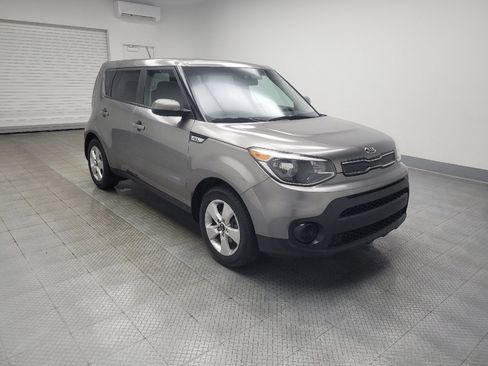 Used 2019 Kia Soul w/ Convenience Package FWD image 11