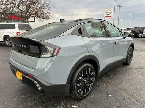 New 2026 Nissan Leaf Platinum+ w/ Cargo Package (Platinum+) image 3