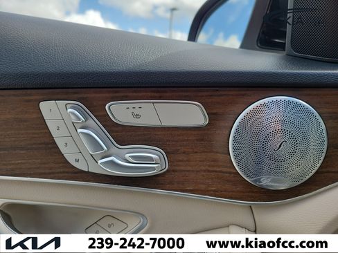 Used 2021 Mercedes-Benz C 300 4MATIC Sedan image 23