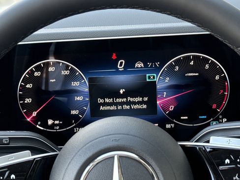 Certified 2026 Mercedes-Benz GLE 450 4MATIC image 13