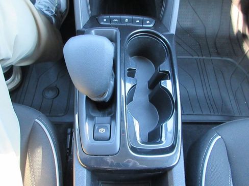 Certified 2024 Chevrolet TrailBlazer LT w/ Driver Confidence Package image 28