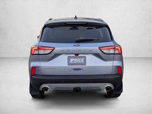 Used 2022 Ford Escape Titanium w/ Class II Trailer Tow Package image 7