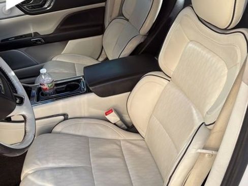 Used 2017 Lincoln Continental Black Label w/ Technology Package image 5