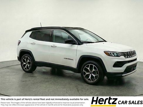 Used 2025 Jeep Compass Limited image 1