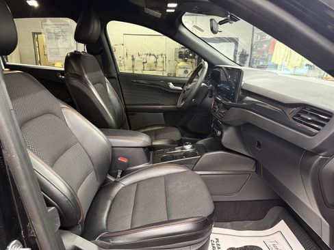 Used 2023 Ford Escape ST-Line w/ Tech Pack #1 image 30