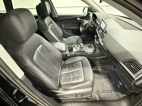 Used 2018 Audi Q5 2.0T Premium Plus w/ Premium Plus Package image 56