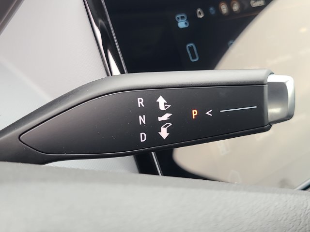 New 2027 Chevrolet Bolt LT FWD image 34