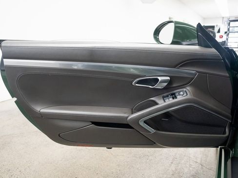 Used 2017 Porsche 718 Cayman S image 17