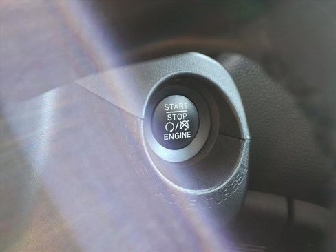 Used 2022 Jeep Renegade Latitude image 17