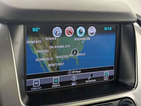 Used 2017 Chevrolet Suburban LT RWD image 23