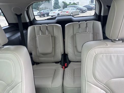 Used 2016 Ford Explorer Platinum AWD/4WD image 15