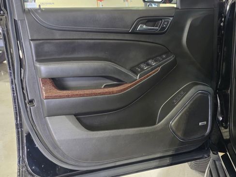 Used 2019 GMC Yukon XL SLT AWD/4WD image 22
