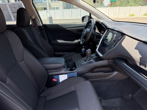Certified 2025 Subaru Outback AWD/4WD image 19