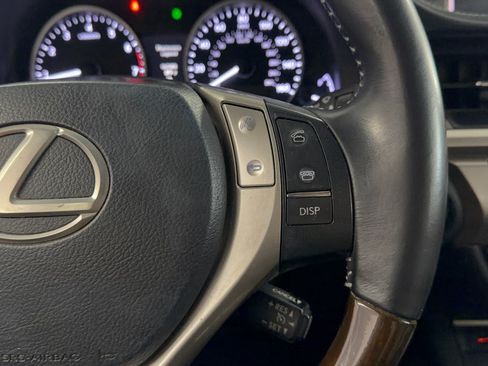 Used 2013 Lexus ES 350 w/ Luxury Pkg FWD image 19