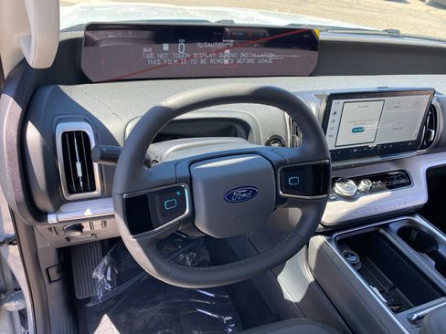 New 2026 Ford Expedition Max Active AWD/4WD image 12