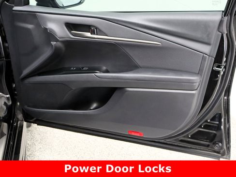 Used 2026 Toyota Camry SE w/ Multimedia Upgrade Package image 36