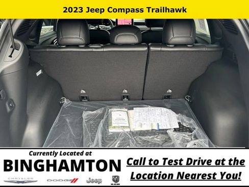 Used 2023 Jeep Compass Trailhawk w/ Trailhawk Elite Group AWD/4WD image 11