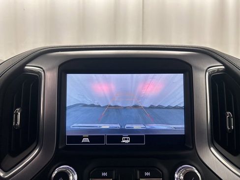 Used 2021 GMC Sierra 1500 SLE w/ X31 Off-Road Package image 19
