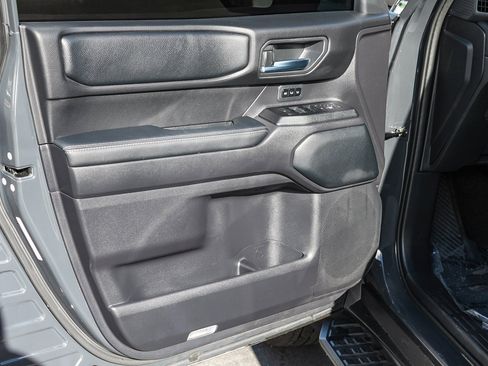 Used 2025 Toyota Land Cruiser image 21