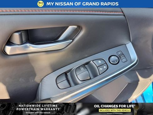 New 2025 Nissan Sentra SR image 13