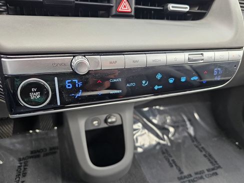 Certified 2024 Hyundai Ioniq 5 SE RWD image 30