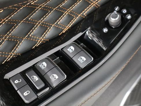 Used 2025 Jeep Grand Cherokee Summit AWD/4WD image 20