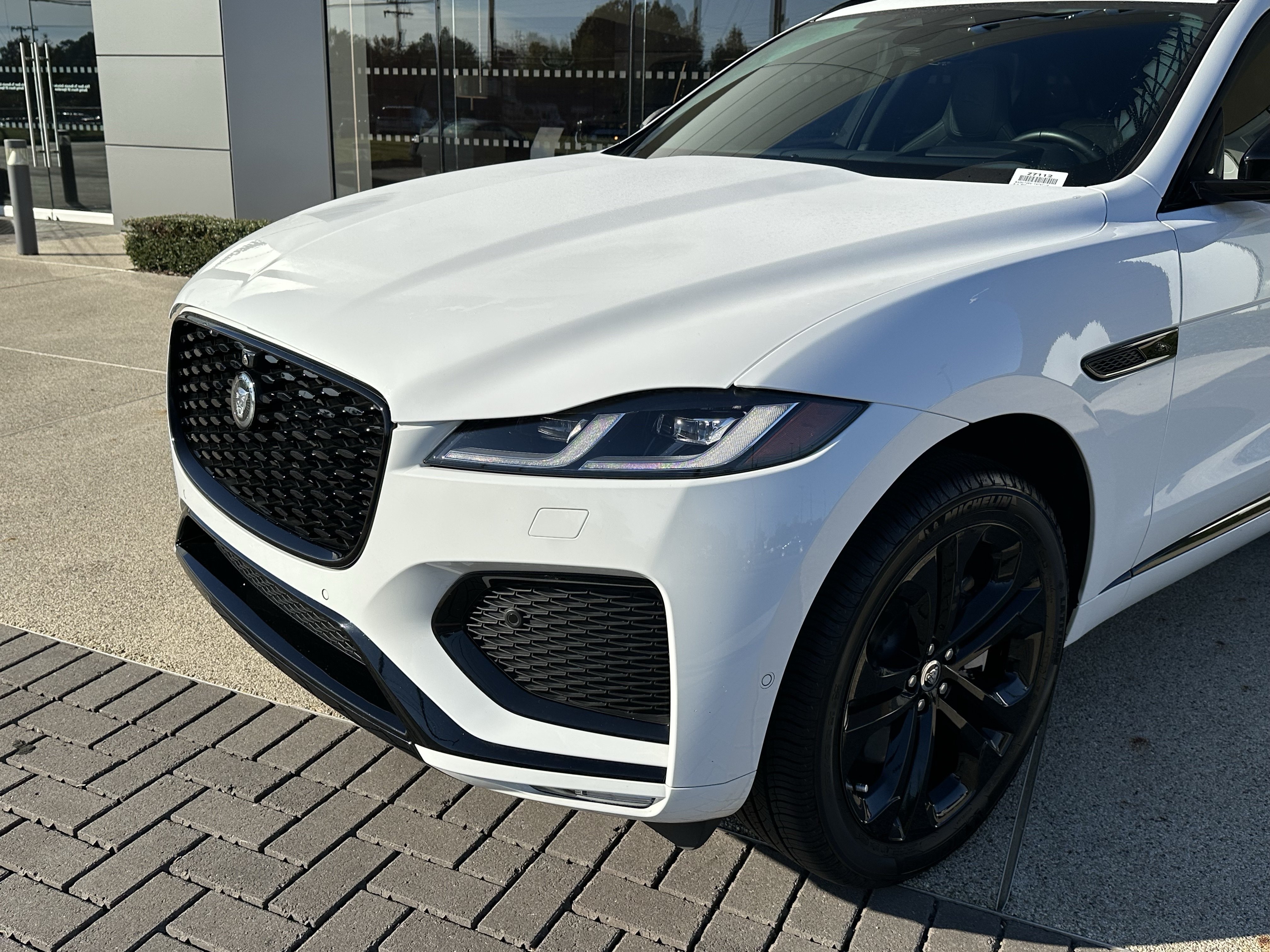 Certified 2026 Jaguar F-PACE R-Dynamic S AWD/4WD image 11