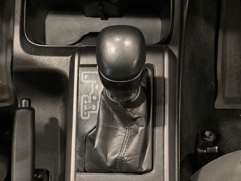 Used 2019 Toyota Tacoma TRD Off-Road image 23