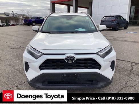Used 2024 Toyota RAV4 XLE image 2