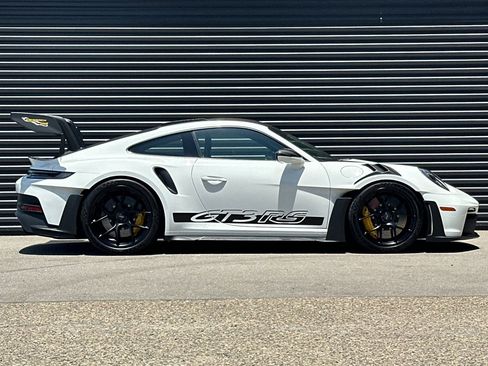 Certified 2025 Porsche 911 GT3 RS RWD image 9