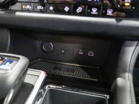 Used 2022 Nissan Pathfinder SL w/ SL Premium Package FWD image 24
