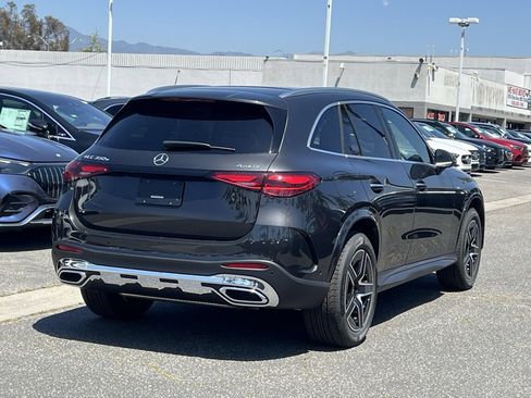New 2025 Mercedes-Benz GLC 350e 4MATIC image 12