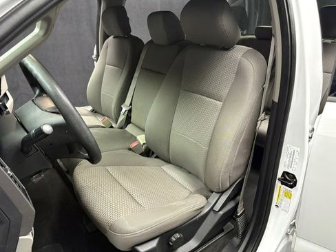 Used 2020 Ford F150 XLT image 32