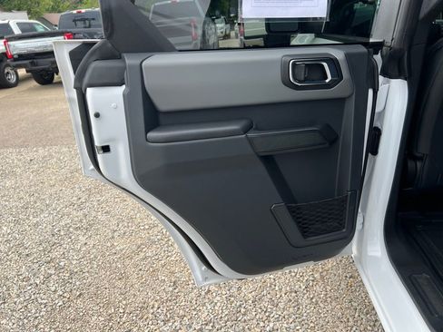 Used 2024 Ford Bronco Big Bend image 14
