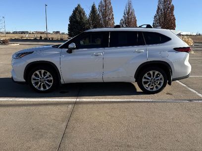 Used 2020 Toyota Highlander Limited