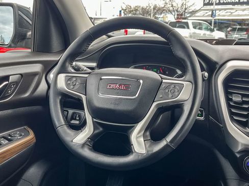 Used 2020 GMC Acadia SLE image 18