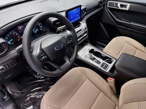 Used 2022 Ford Explorer 2WD image 7