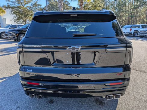 New 2026 Chevrolet Traverse RS image 5