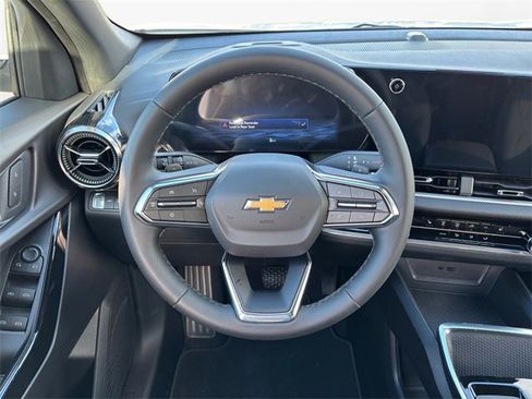 New 2026 Chevrolet Equinox LT image 12