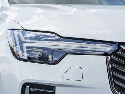 New 2026 Volvo XC90 B6 Ultra image 13