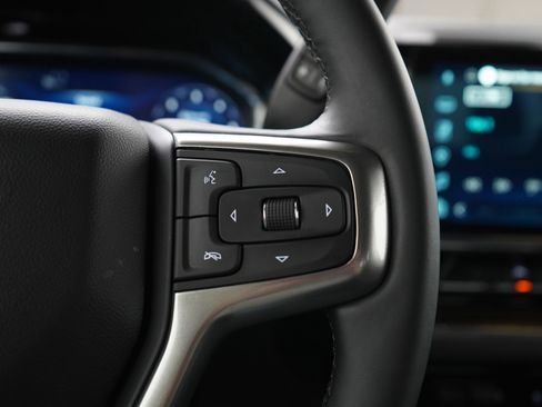 Used 2025 Chevrolet Silverado 1500 LT image 28