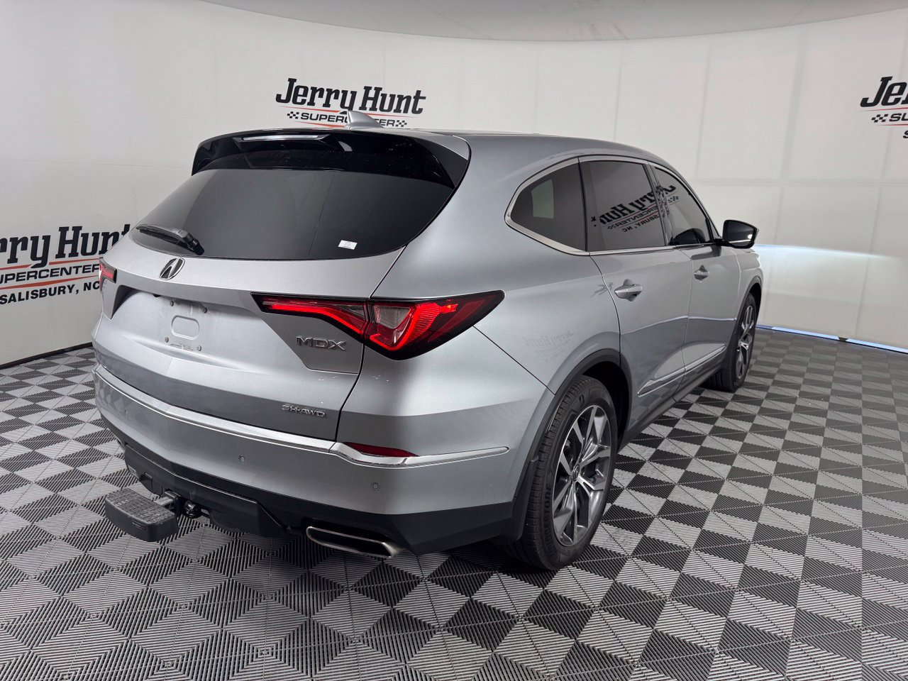 Used 2023 Acura MDX w/ Technology Package AWD/4WD image 7