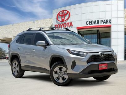 Used 2025 Toyota RAV4 XLE w/ Convenience Package